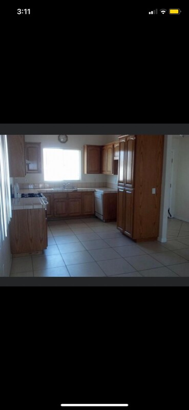 Building Photo - 69268 Cactus Dr