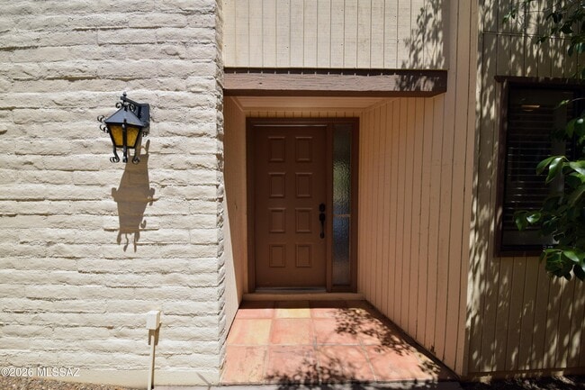 Building Photo - 5066 N Placita Del Lazo