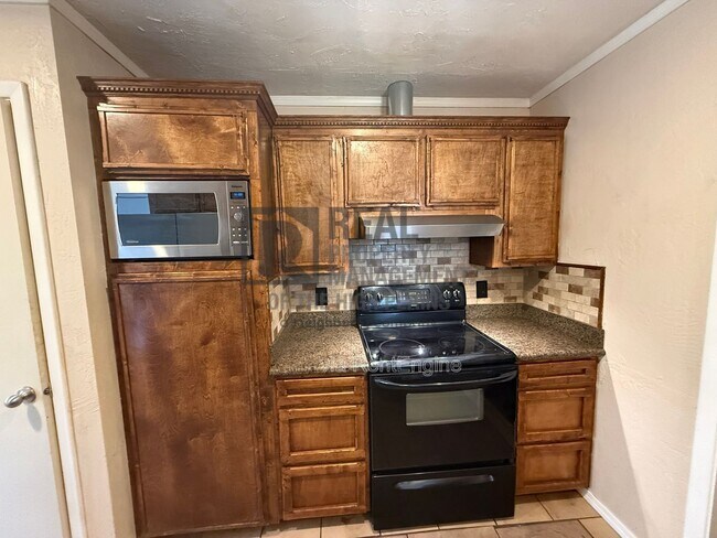 Foto del edificio - 5133 Kirk Dr