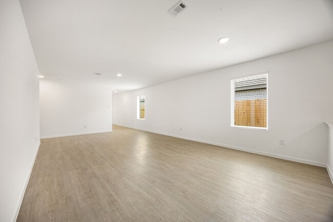 Foto del edificio - 27418 Sweetwater Bay Dr