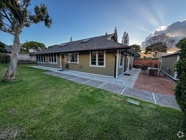 Building Photo - 95-457 Kaelo Pl
