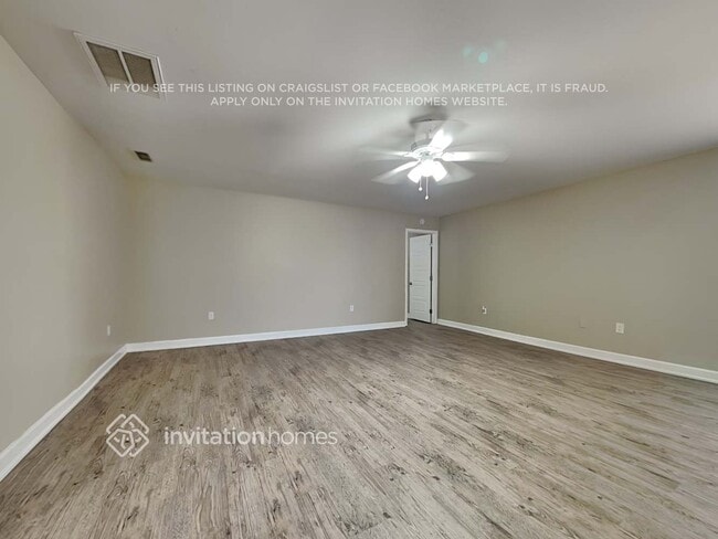 Foto del edificio - 15924 Eagle River Way