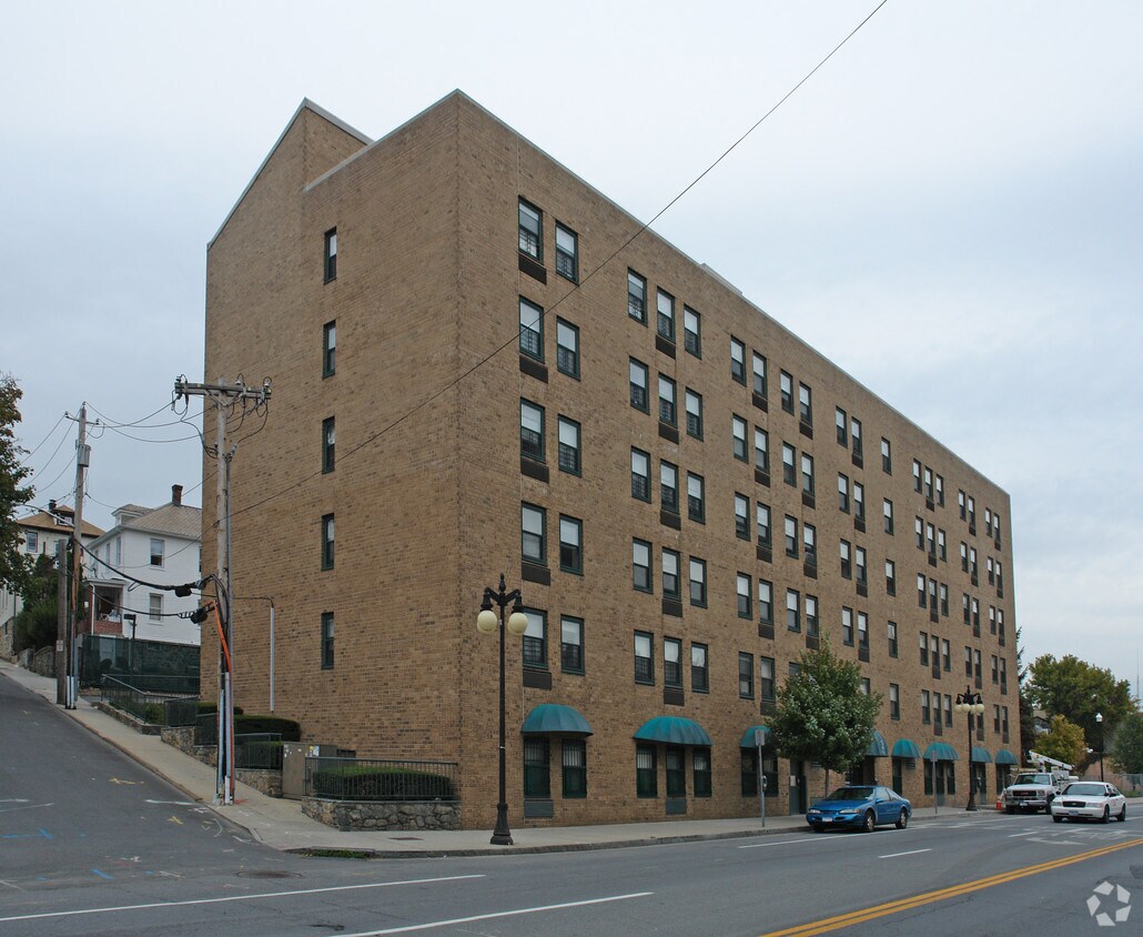 Southport Mews Apartments in Port Chester, NY