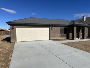 Building Photo - 7343 Dogwood Ave