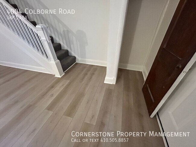 Building Photo - 3 Bed 1 Bath | $1400  | 4004 Colbourne Rd ...