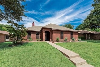 Building Photo - 3206 Andrea Ln