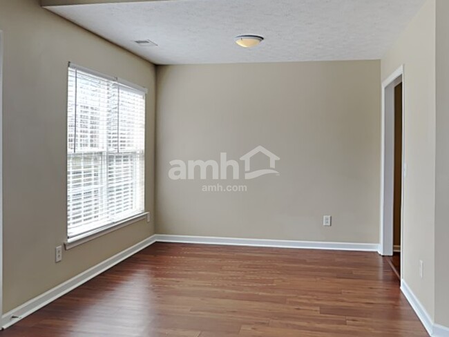 Foto del edificio - 3403 Haynes Cove