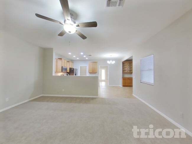 Building Photo - 1150 E Renegade Trail