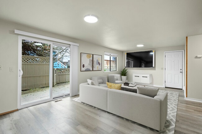 Building Photo - 2739 SW 347th Pl