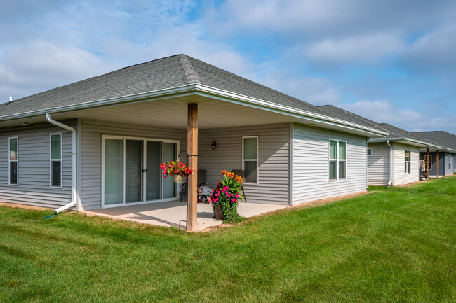 Single Story 3 Bed/2 Bath Home- Rear - Ridge Road Homes