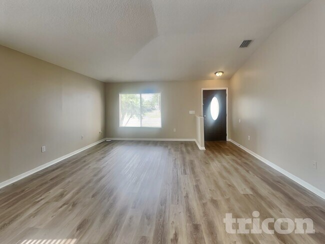 Foto del edificio - 27909 Breakers Dr