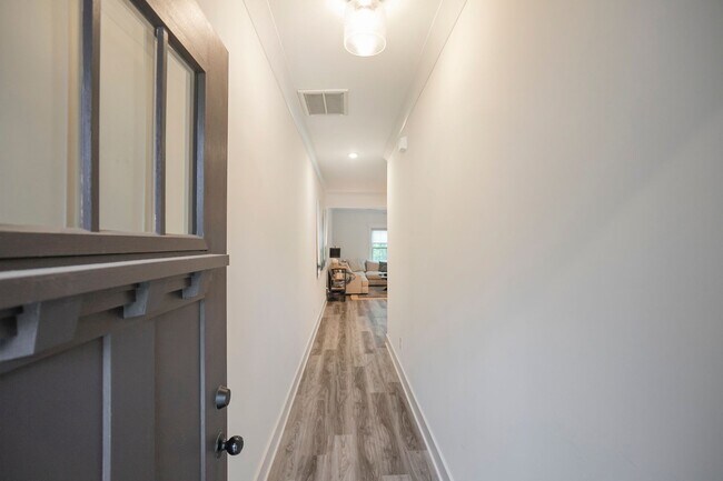 Foto del edificio - 3337 Alta Ln