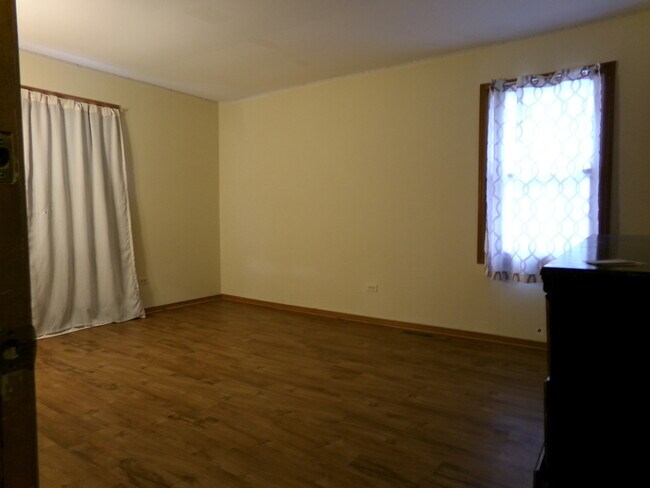 Foto del edificio - 2729 Lowery Ct