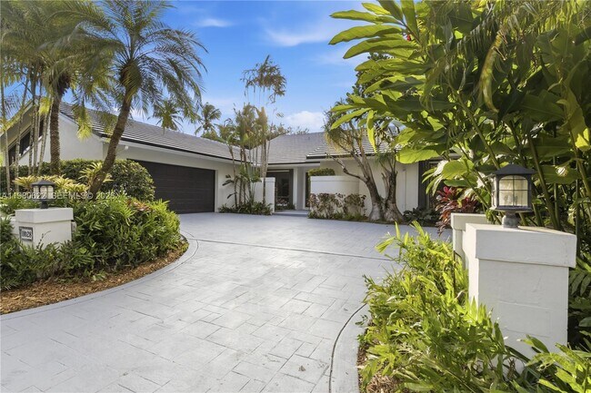 Foto del edificio - 11028 SW 77th Ct Cir