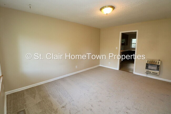 Foto del edificio - Cute Duplex Close to Pell City