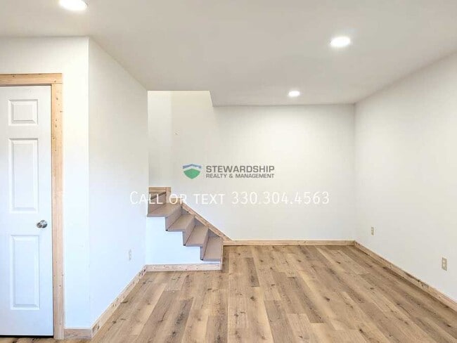Foto del edificio - 227 E South St