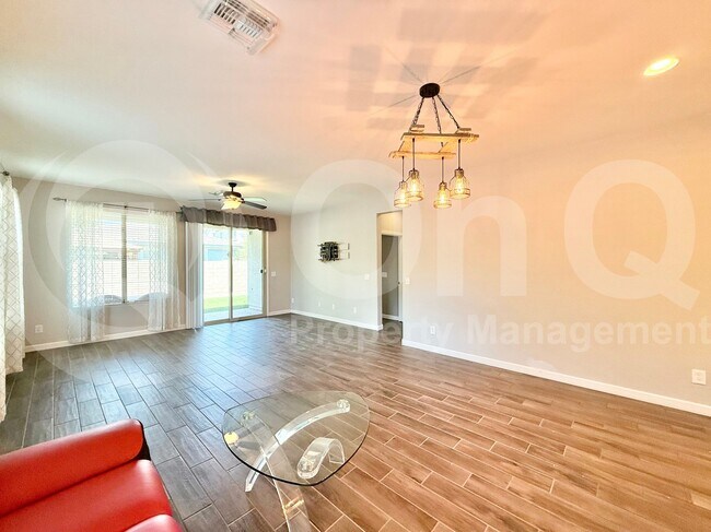 Foto del edificio - 4336 E Mesquite St