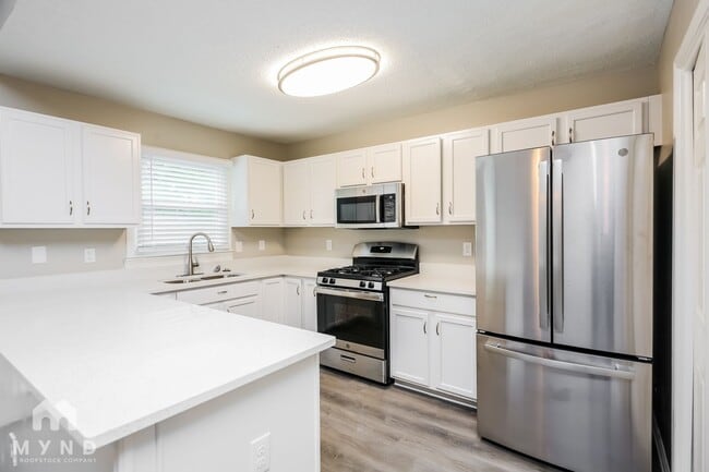 Foto del edificio - 374 Shoal Ct