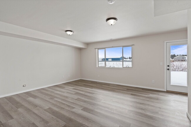 Building Photo - 9116 W Winona Rd