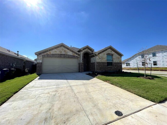 Building Photo - 4617 Ironstone Rd