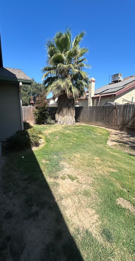 Building Photo - 3 bed 2 bath home