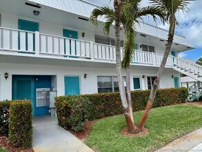 Building Photo - 2929 SE Ocean Blvd
