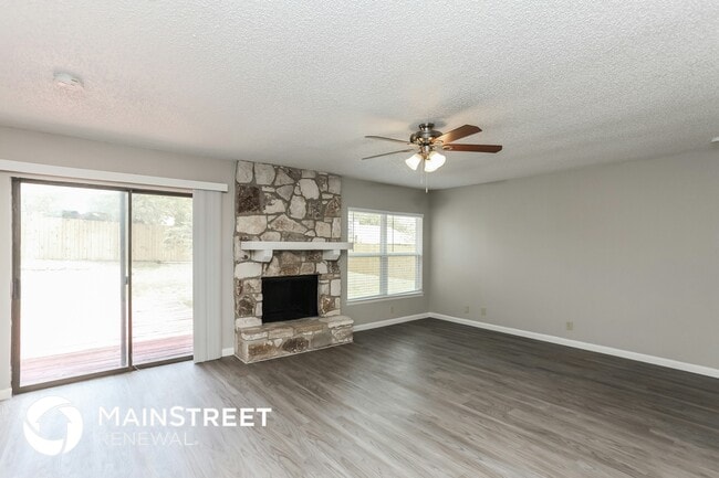 Foto del edificio - 7111 Apache Ridge