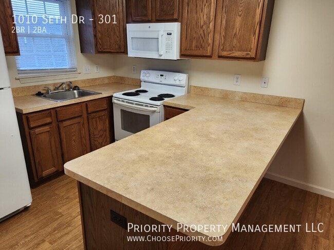 Foto del edificio - 1010 Seth Dr