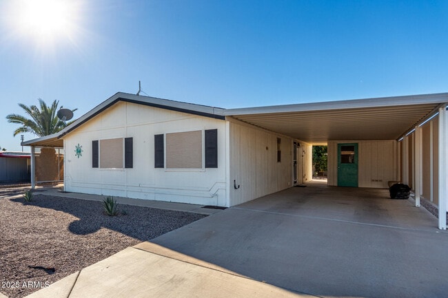 Building Photo - 3604 N North Dakota Ave