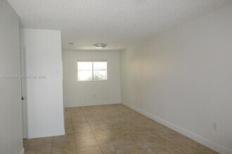 Building Photo - 5461 W 24th Ave