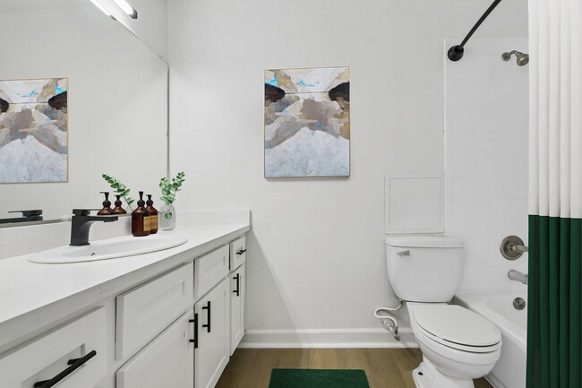 Foto del edificio - ReNew Greenway