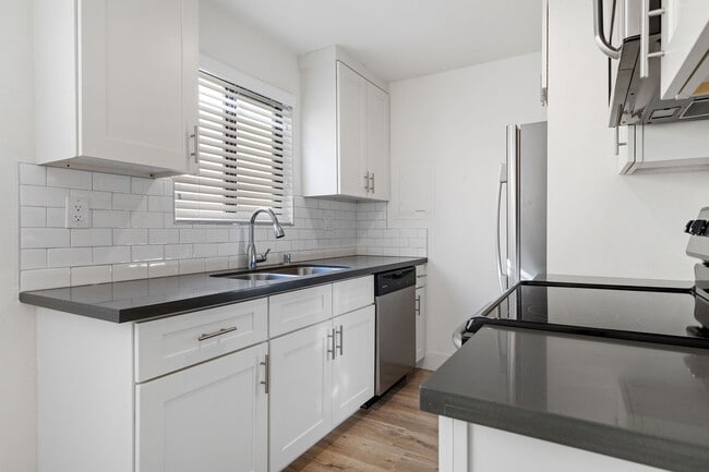 Building Photo - Pacific Apartment Homes