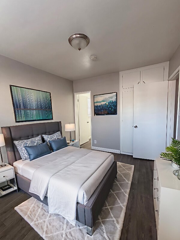 Foto del edificio - 611 N Olive St