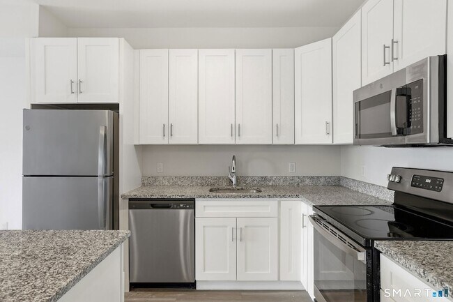 Foto del edificio - 71 Connecticut Ave