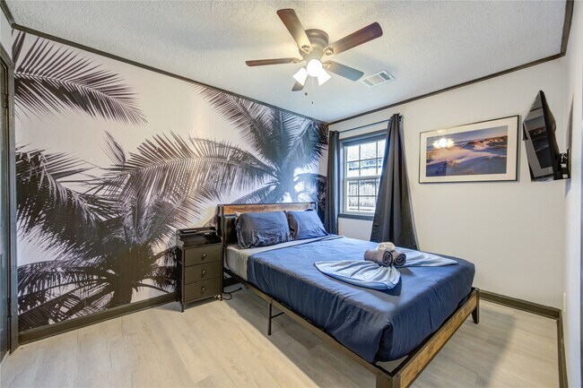 Foto del edificio - 12434 Mylla St