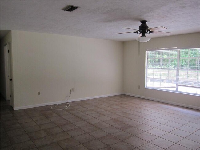 Foto del edificio - 12601 NW 36th Ave