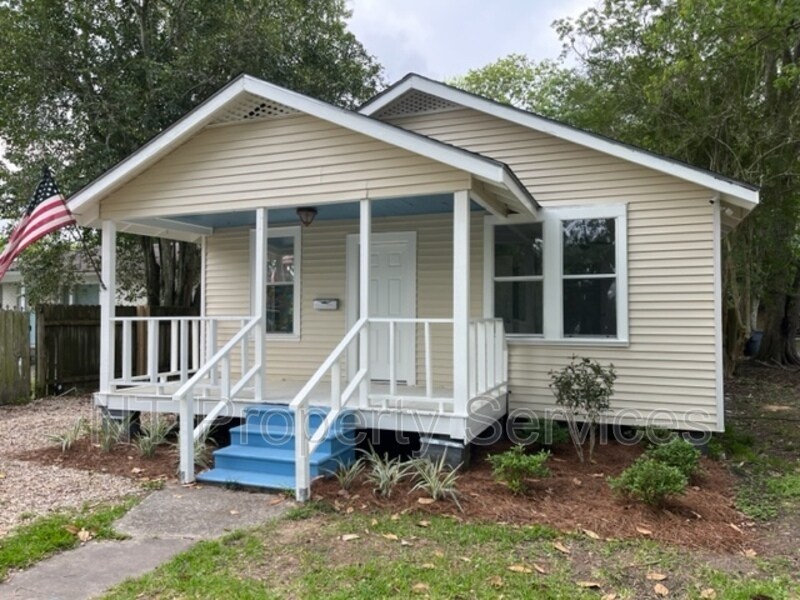 Primary Photo - 307 E Ascension St