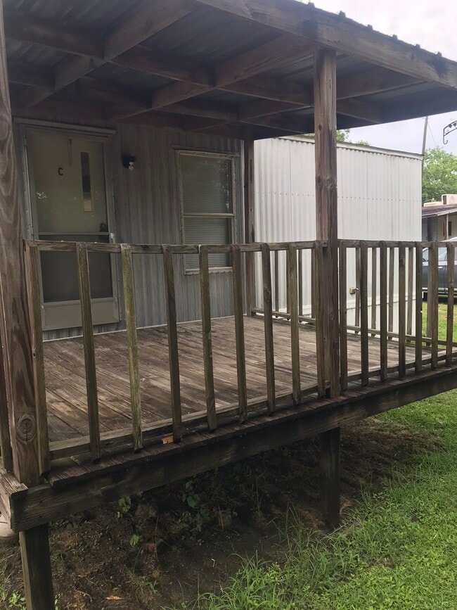 Building Photo - 17025 Wellborn Rd