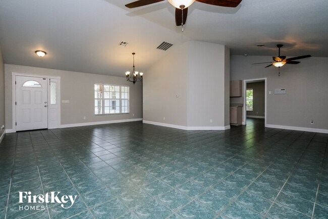 Foto del edificio - 2173 Alliance Ave