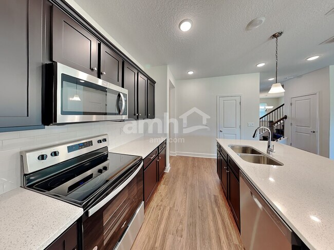 Foto del edificio - 2996 Rolling Acrs Rd