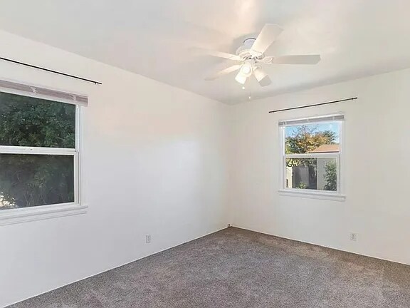 Building Photo - 10561 Mountain View Ave