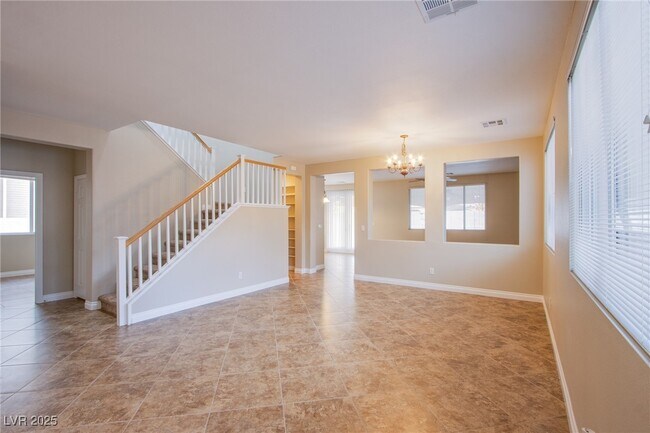 Building Photo - 462 Kirkstone Way