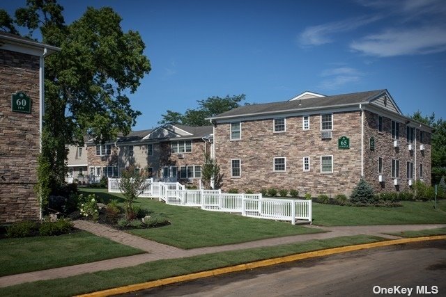 Building Photo - 85 Fairfield Way