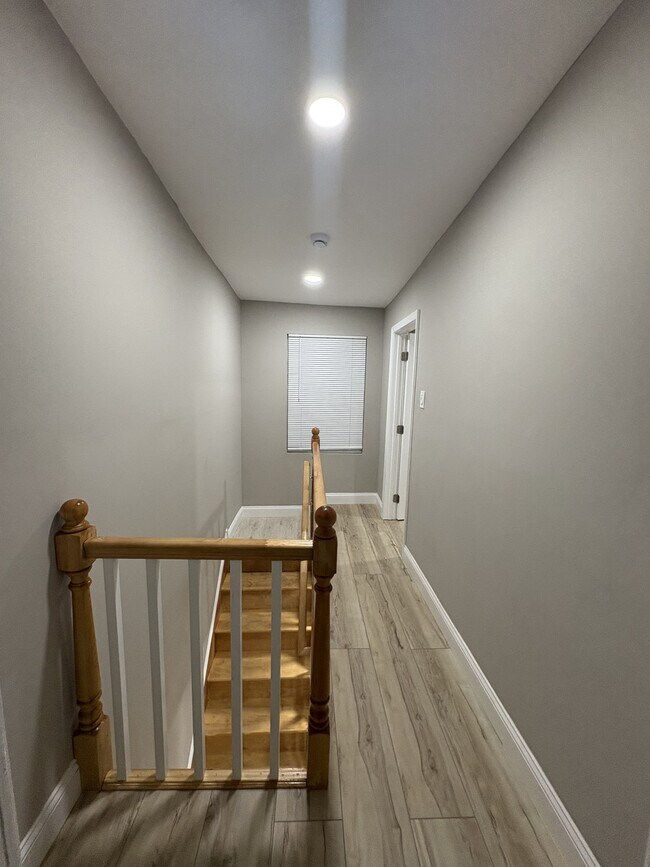 Foto del edificio - 2229 N Hancock St