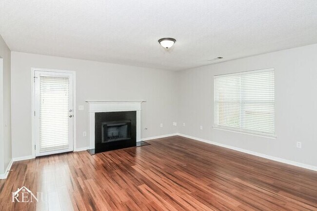 Building Photo - 3012 Summer Breeze Dr