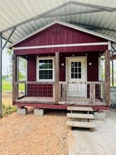 Building Photo - 604 Blueberry Rd