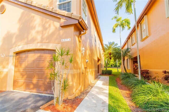 Building Photo - 1552 Veracruz Ln