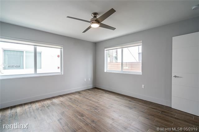 Building Photo - 1 br, 1 bath  - 1501 Michigan Ave Apt 9