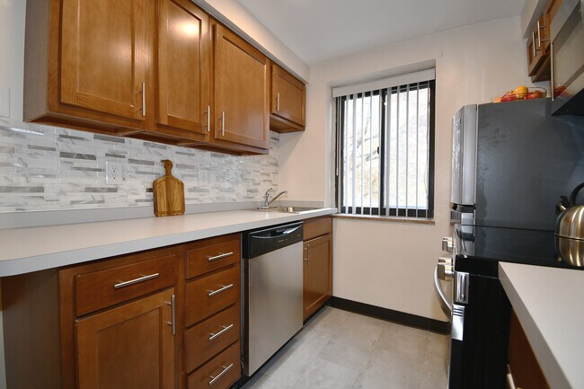 Foto del edificio - Ellsworth Towers