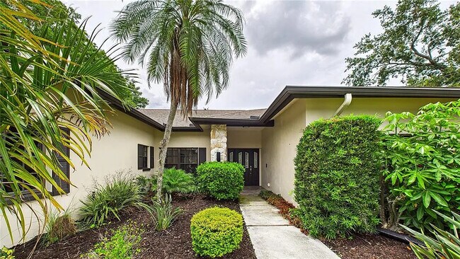 Foto del edificio - 6107 Misty Oaks St